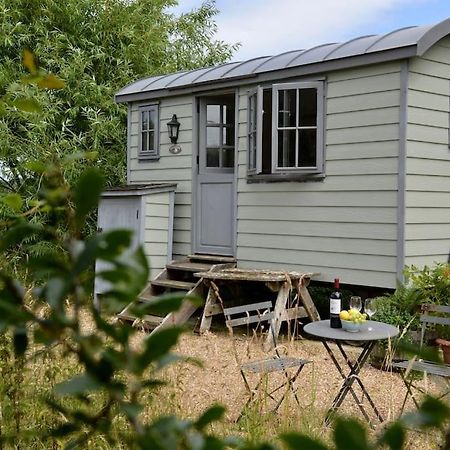 The Shepherd'S Hut @ Chichester Cottage Esterno foto