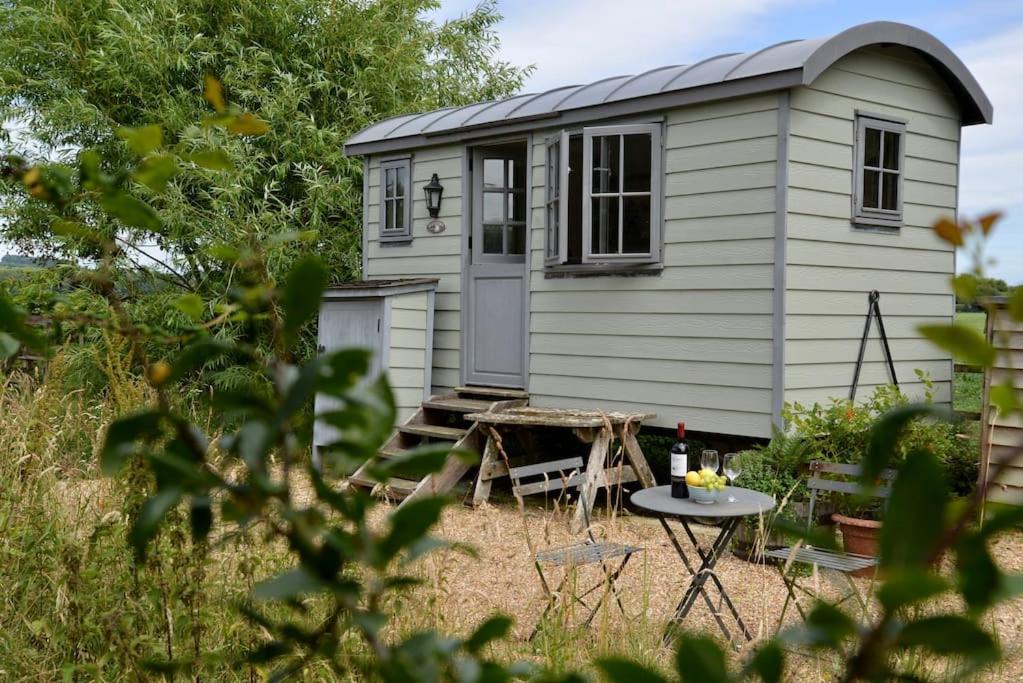 The Shepherd'S Hut @ Chichester Cottage Esterno foto