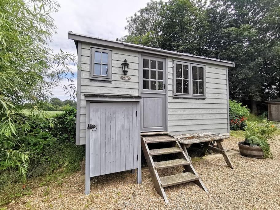 The Shepherd'S Hut @ Chichester Cottage Esterno foto